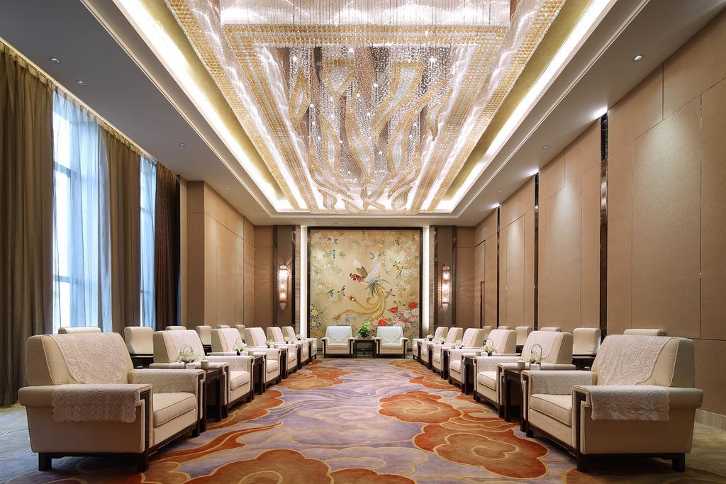 Wanda Realm Guangyuan Hotel Exterior photo